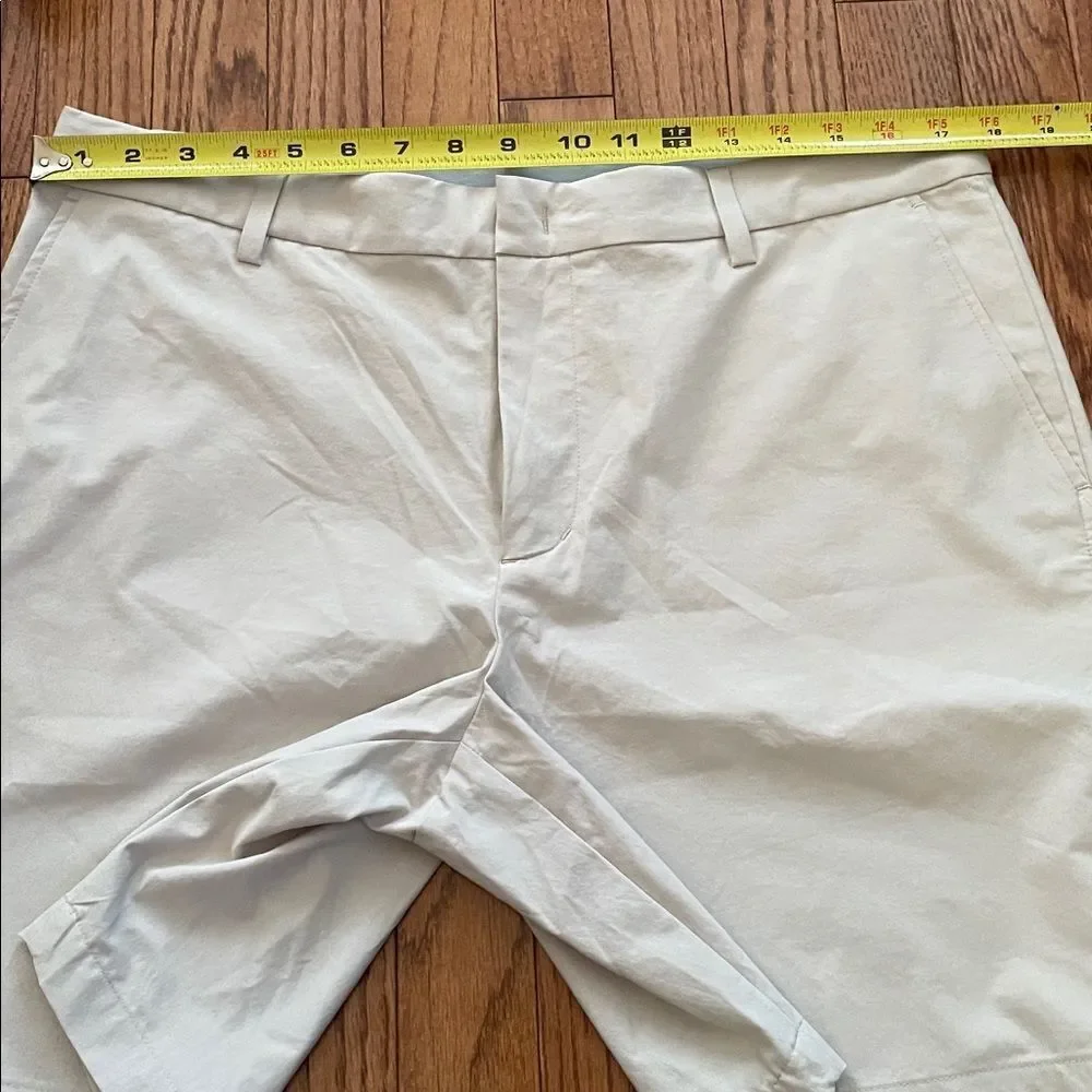 Ministry of Supply Khaki Pace Poplin Shorts Men’s Sz 34